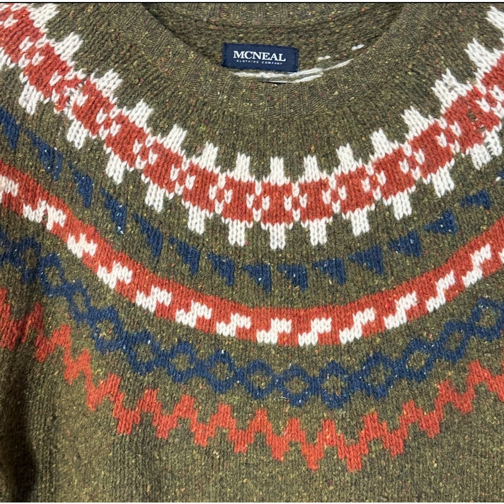McNeal Lambswool Sweater Men’s Size Medium Green Orange Aztec Fair Isle Crewneck - Picture 4 of 15